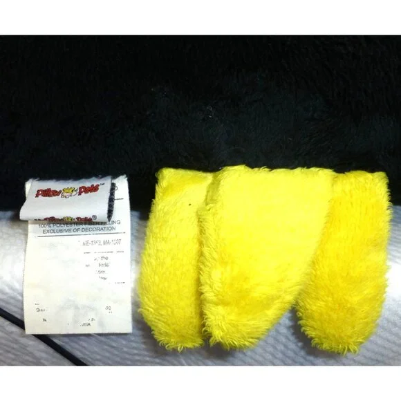 Iowa Hawkeyes Black & Yellow Pillow Pets Plush Toy Pillow 18" Surface Washable - Picture 7 of 12